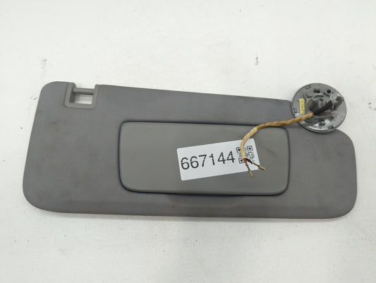 2018-2019 Chevrolet Equinox Sun Visor Shade Replacement Passenger Right Mirror Fits Fits 2018 2019 OEM Used Auto Parts