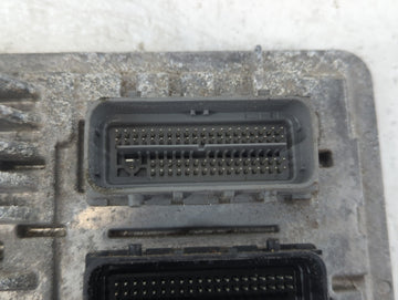 2018-2020 Chevrolet Equinox PCM Engine Control Computer ECU ECM PCU OEM P/N:12683660 Fits Fits 2017 2018 2019 2020 2021 2022 OEM Used Auto Parts