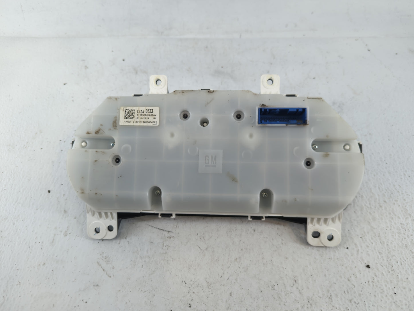 2018 Chevrolet Equinox Instrument Cluster Speedometer Gauges P/N:84240633 Fits OEM Used Auto Parts - Oemusedautoparts1.com