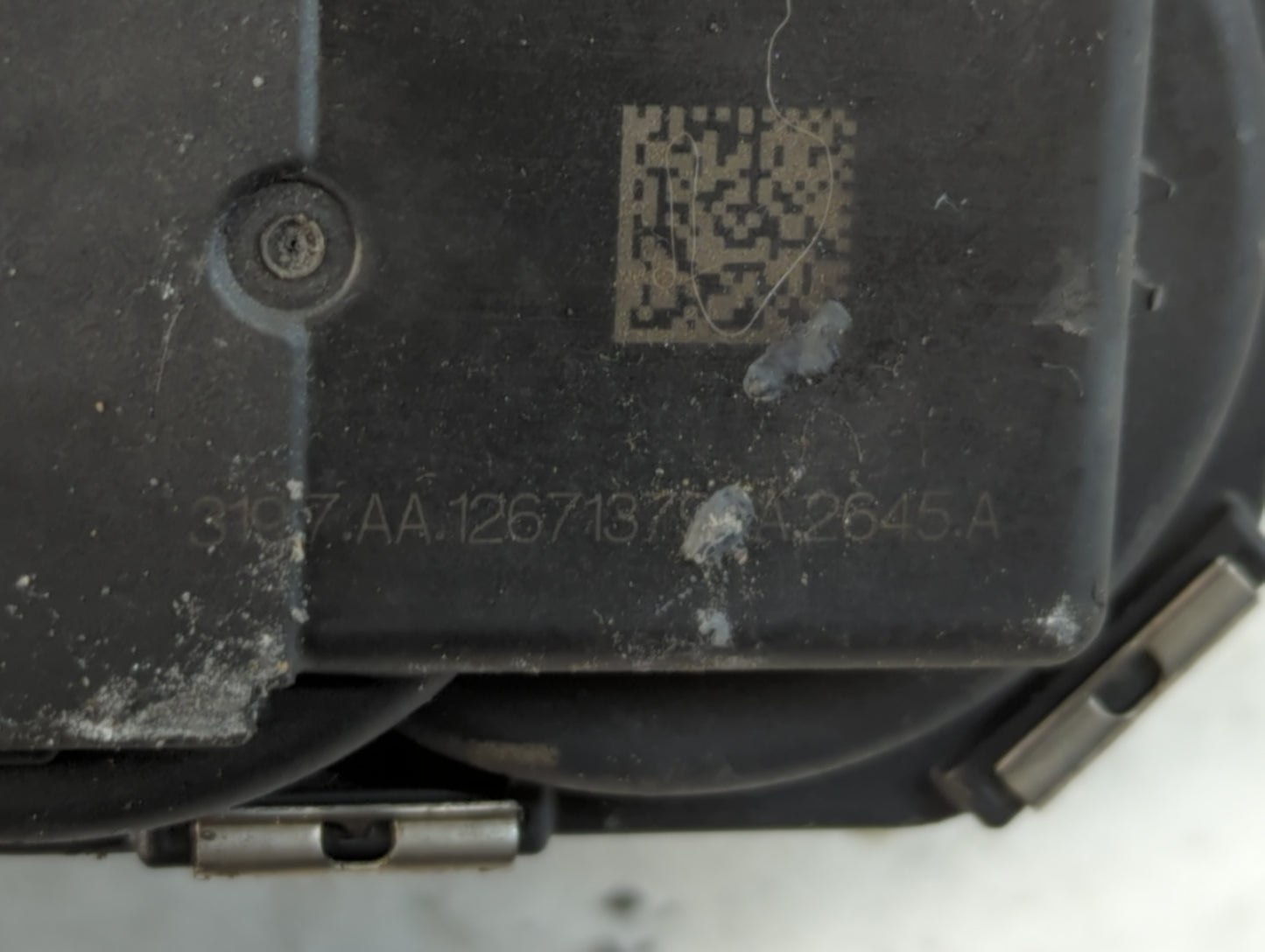 2018-2022 Chevrolet Equinox Throttle Body P/N:12671375A Fits Fits 2016 2017 2018 2019 2020 2021 2022 OEM Used Auto Parts - O
