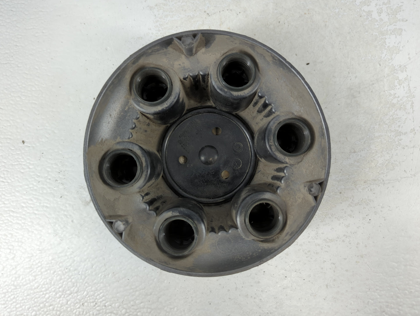2018 Chevrolet Express 2500 Rim Wheel Center Cap 742980 - Oemusedautoparts1.com