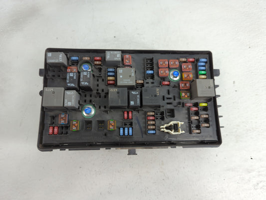 2016-2019 Chevrolet Impala Fusebox Fuse Box Panel Relay Module P/N:812461952 Fits Fits 2016 2017 2018 2019 OEM Used Auto Parts