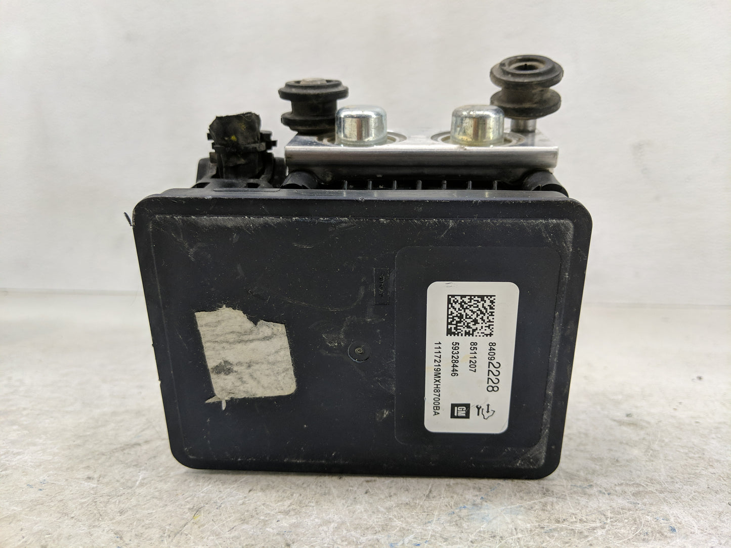 2017-2020 Chevrolet Impala ABS Pump Control Module Replacement P/N:84092226 Fits Fits 2017 2018 2019 2020 OEM Used Auto Part