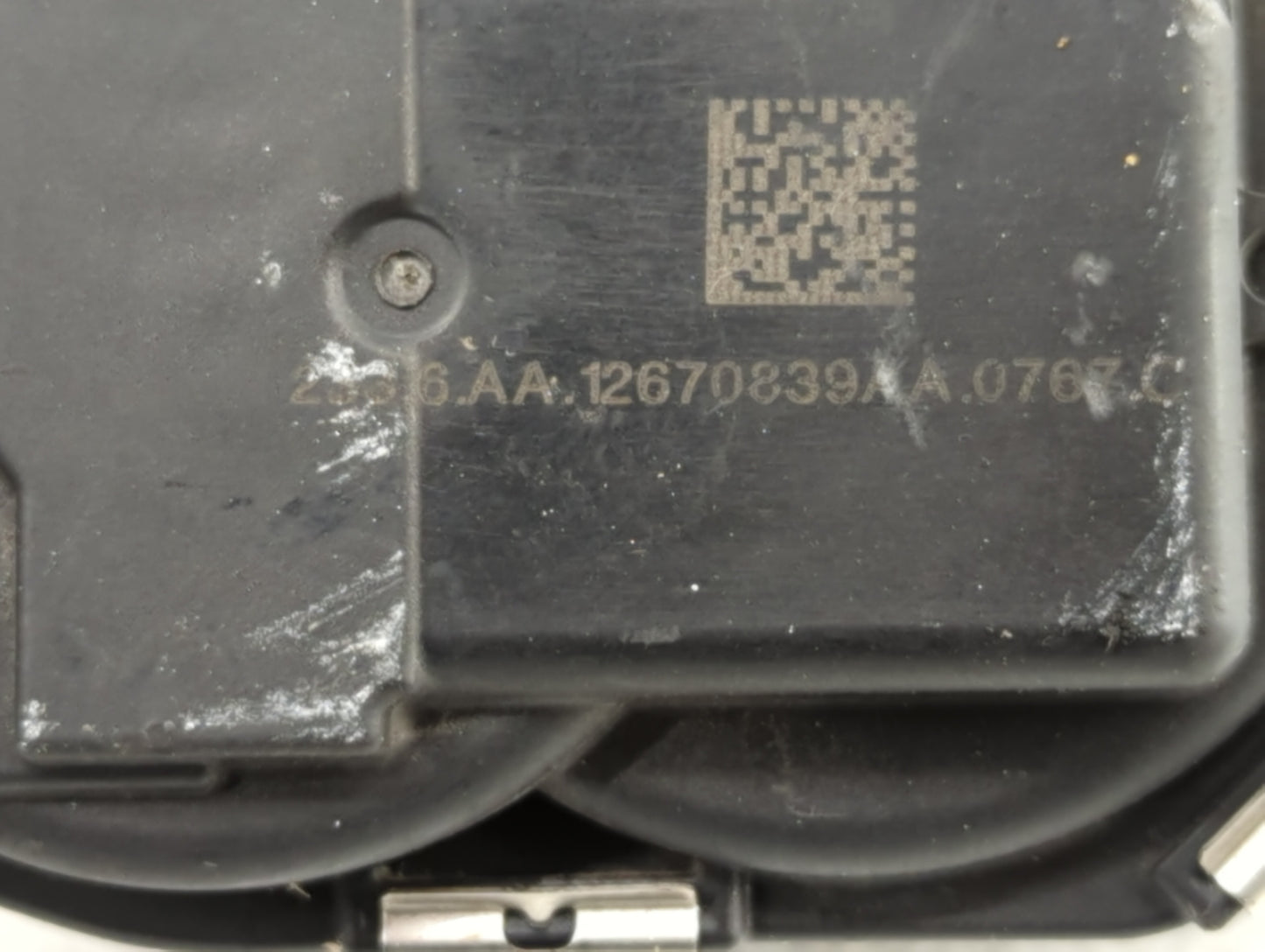 2016-2019 Chevrolet Impala Throttle Body P/N:12670839AA 12627217DA Fits Fits 2016 2017 2018 2019 OEM Used Auto Parts - Oemus