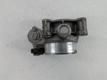 2016-2019 Chevrolet Impala Throttle Body P/N:12670839AA 12627217DA Fits Fits 2016 2017 2018 2019 OEM Used Auto Parts