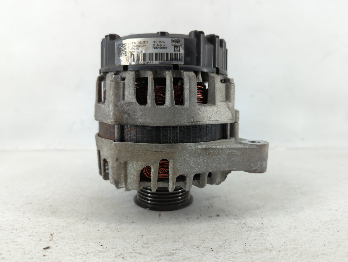 2017-2020 Chevrolet Impala Alternator Replacement Generator Charging Assembly Engine OEM P/N:13597235 Fits OEM Used Auto Par