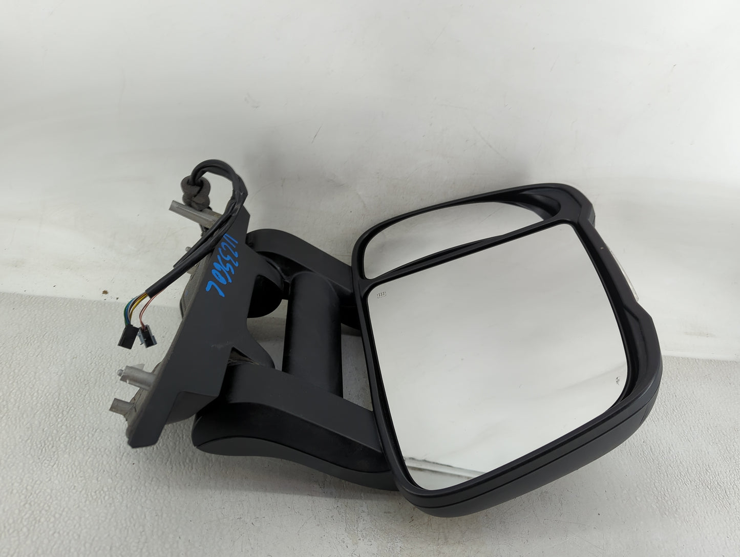 Chevrolet Malibu Driver Left Side View Manual Door Mirror Black - Oemusedautoparts1.com