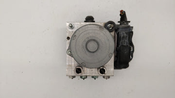2018 Chevrolet Malibu ABS Pump Control Module Replacement P/N:84205167 84325538 Fits OEM Used Auto Parts