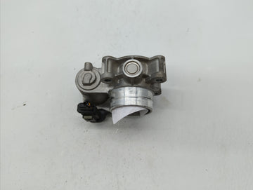 2016-2019 Chevrolet Malibu Throttle Body P/N:12659491BA 12671379AA Fits Fits 2016 2017 2018 2019 OEM Used Auto Parts