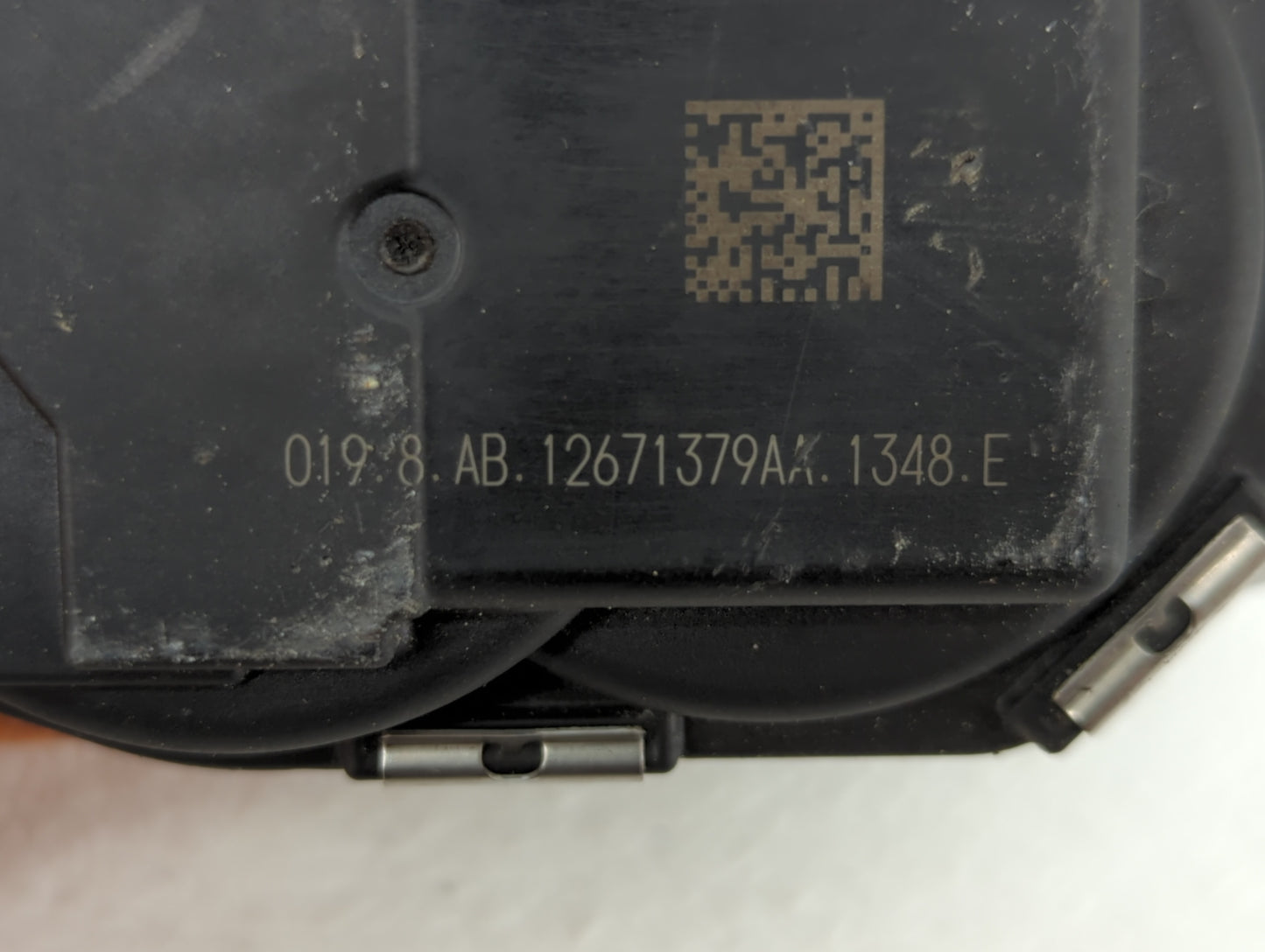 2016-2019 Chevrolet Malibu Throttle Body P/N:12671379AA Fits Fits 2016 2017 2018 2019 OEM Used Auto Parts - Oemusedautoparts