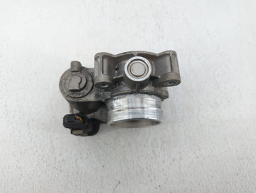 2016-2021 Chevrolet Malibu Throttle Body P/N:12671379AA Fits Fits 2016 2017 2018 2019 2020 2021 2022 OEM Used Auto Parts