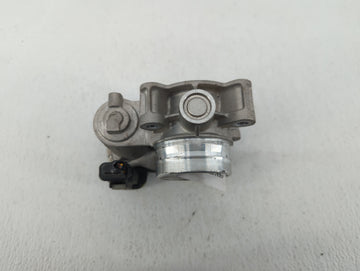 2016-2021 Chevrolet Malibu Throttle Body P/N:12671379AA Fits Fits 2016 2017 2018 2019 2020 2021 2022 OEM Used Auto Parts