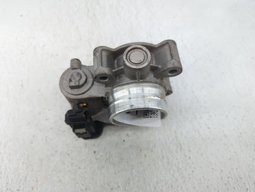 2016-2021 Chevrolet Malibu Throttle Body P/N:12671379AA Fits Fits 2016 2017 2018 2019 2020 2021 2022 OEM Used Auto Parts