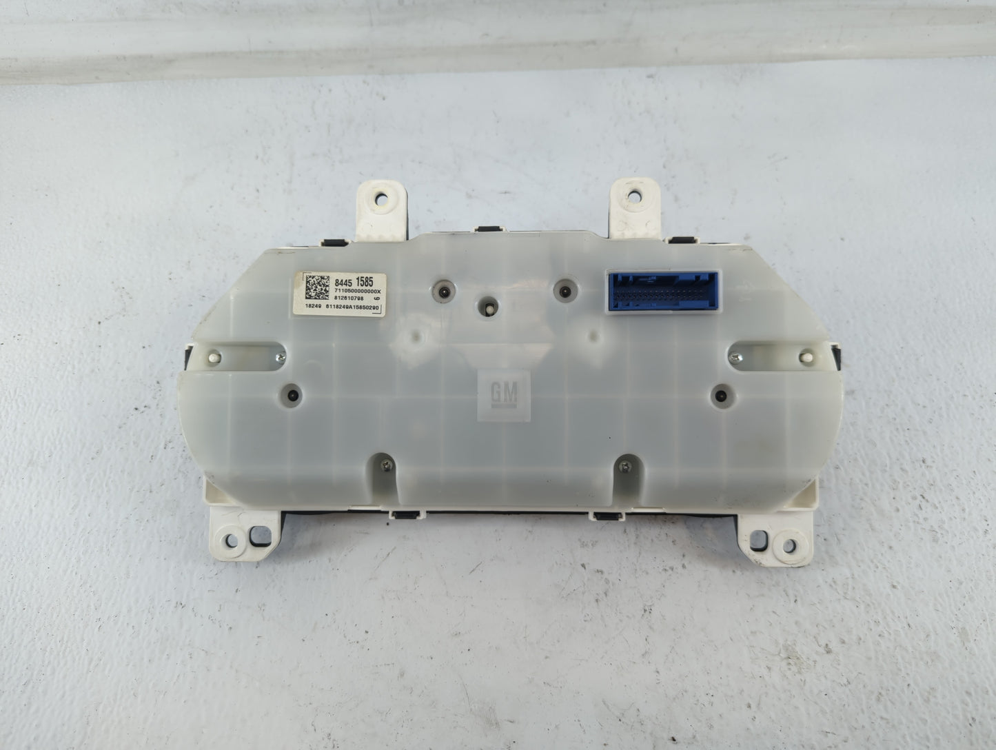 2017-2018 Chevrolet Malibu Instrument Cluster Speedometer Gauges P/N:84451585 Fits Fits 2017 2018 OEM Used Auto Parts - Oemu