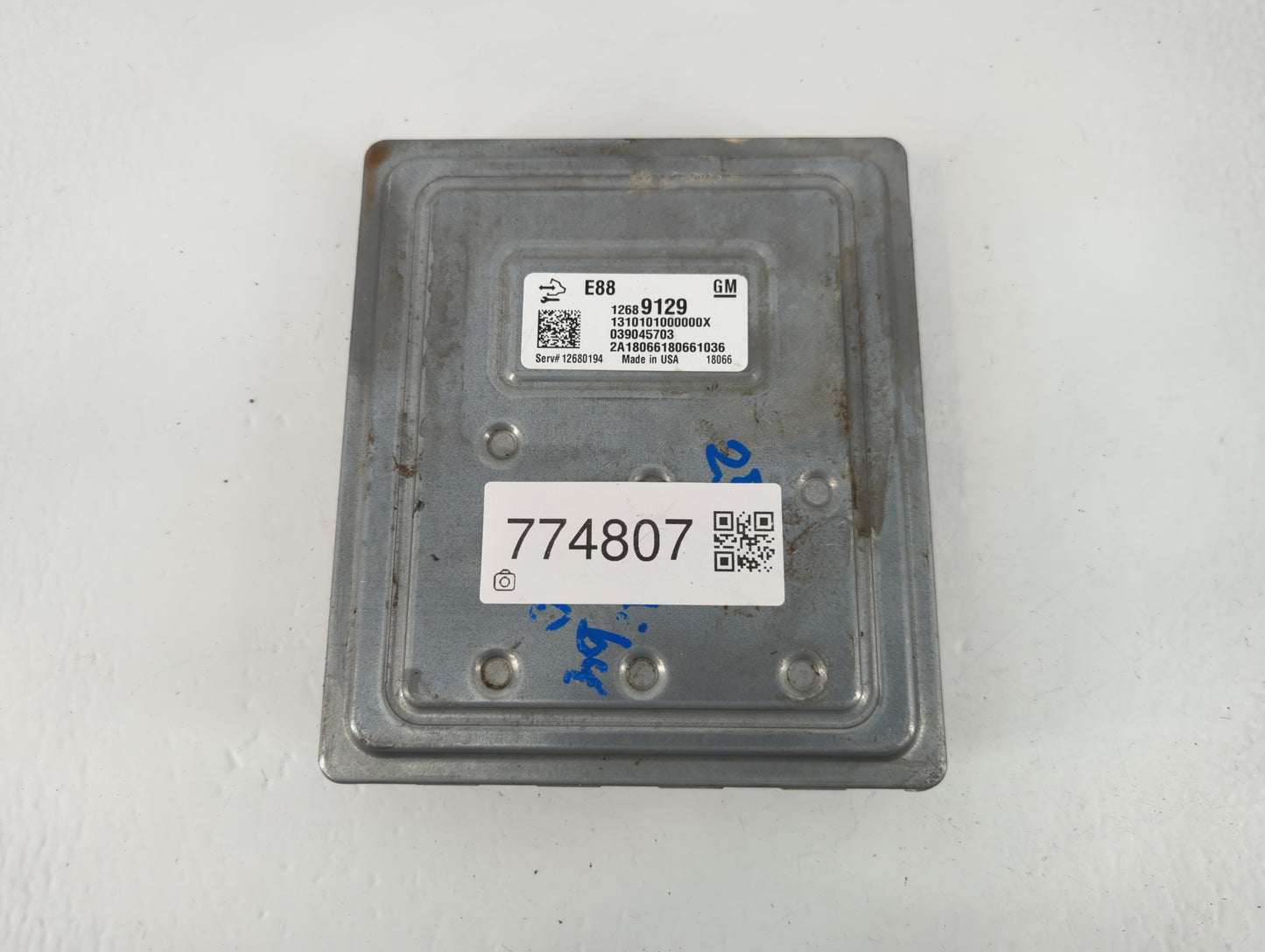 2018-2019 Chevrolet Malibu PCM Engine Control Computer ECU ECM PCU OEM P/N:12689129 Fits Fits 2018 2019 OEM Used Auto Parts