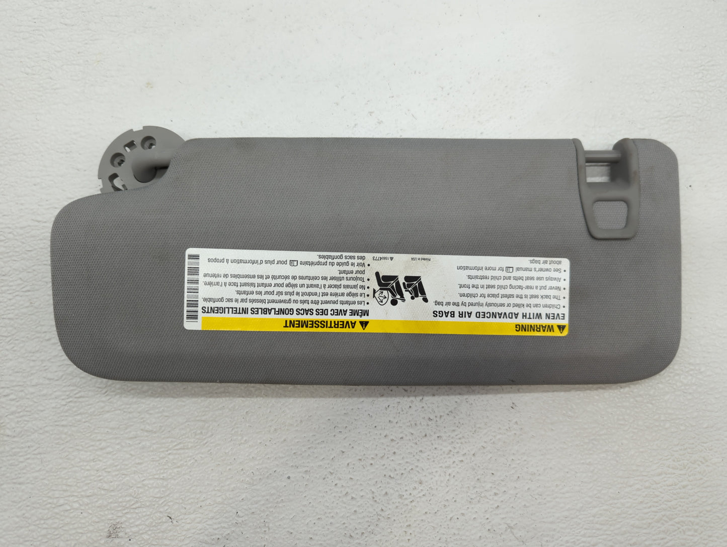 2018 Chevrolet Malibu Sun Visor Shade Replacement Passenger Right Mirror Fits Fits 2016 2017 2019 OEM Used Auto Parts - Oemu