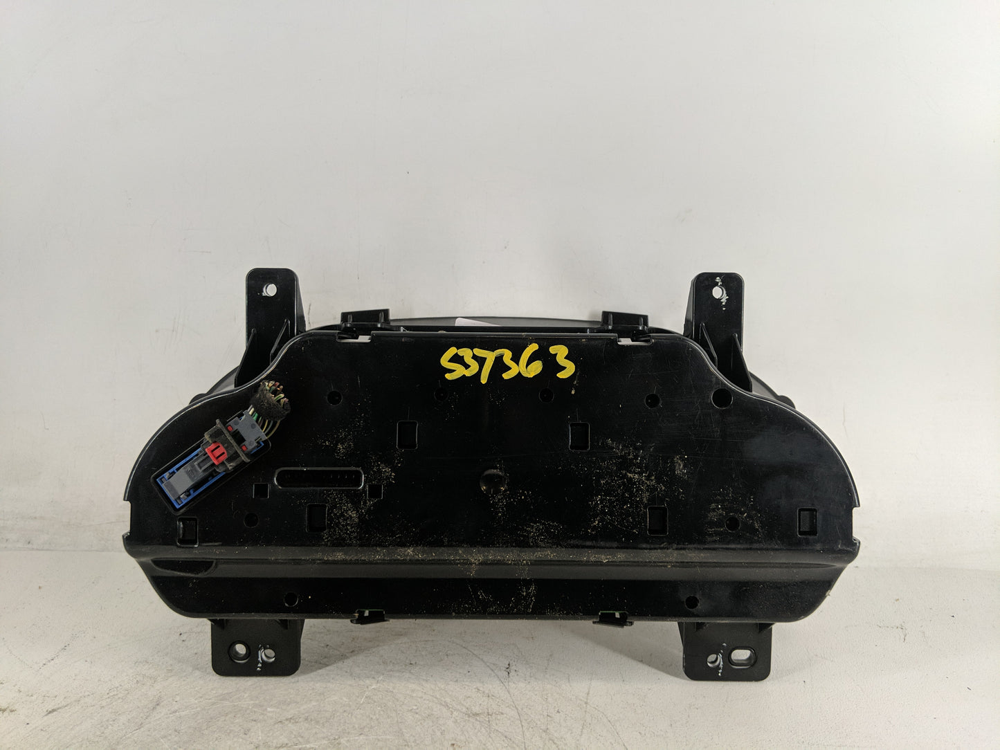 2018-2019 Chevrolet Silverado 1500 Instrument Cluster Speedometer Gauges P/N:84298029 Fits Fits 2018 2019 2020 OEM Used Auto