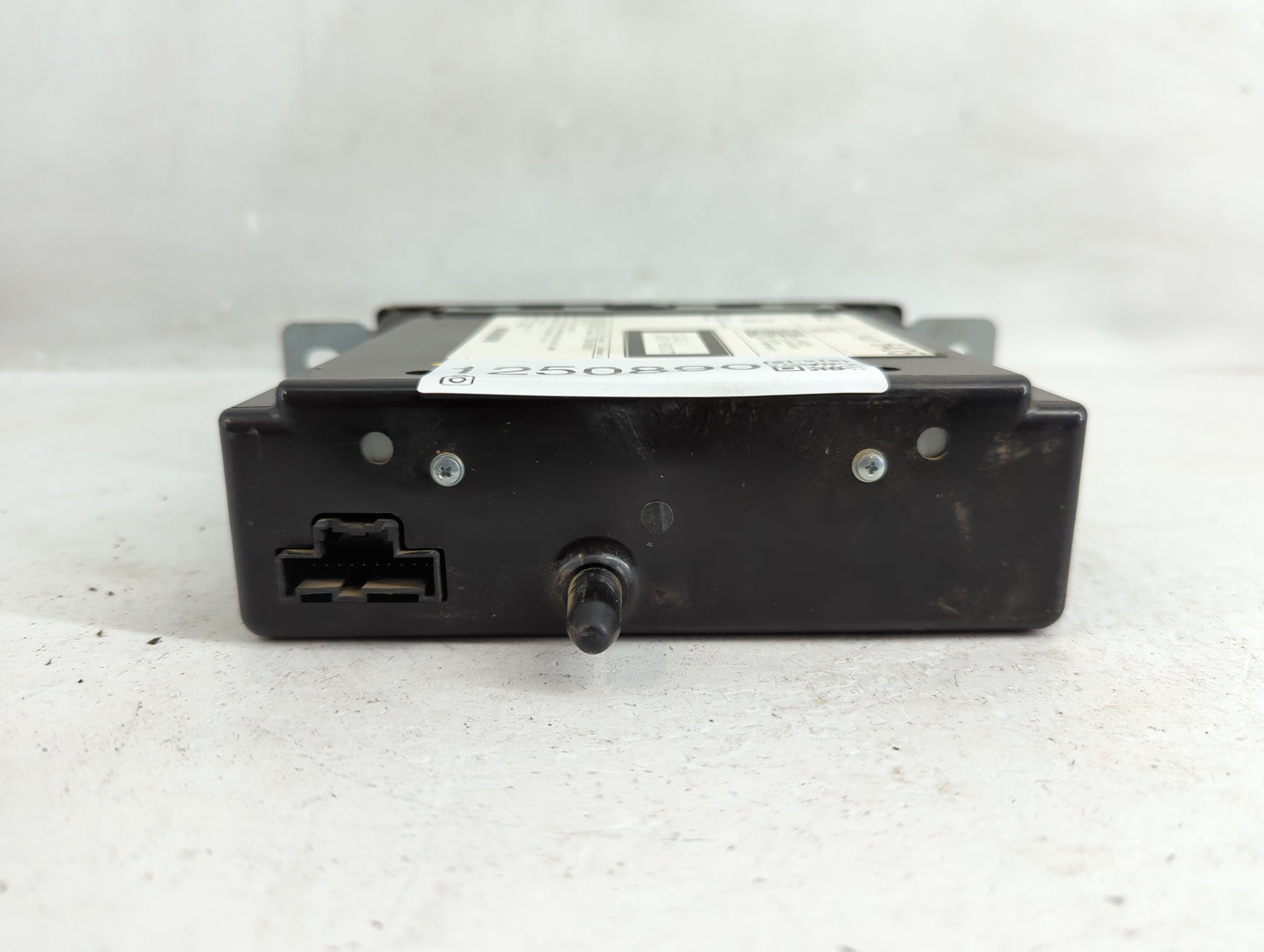 2018 Chevrolet Silverado 1500 Radio AM FM Cd Player Receiver Replacement P/N:8401 6435 Fits OEM Used Auto Parts - Oemusedaut