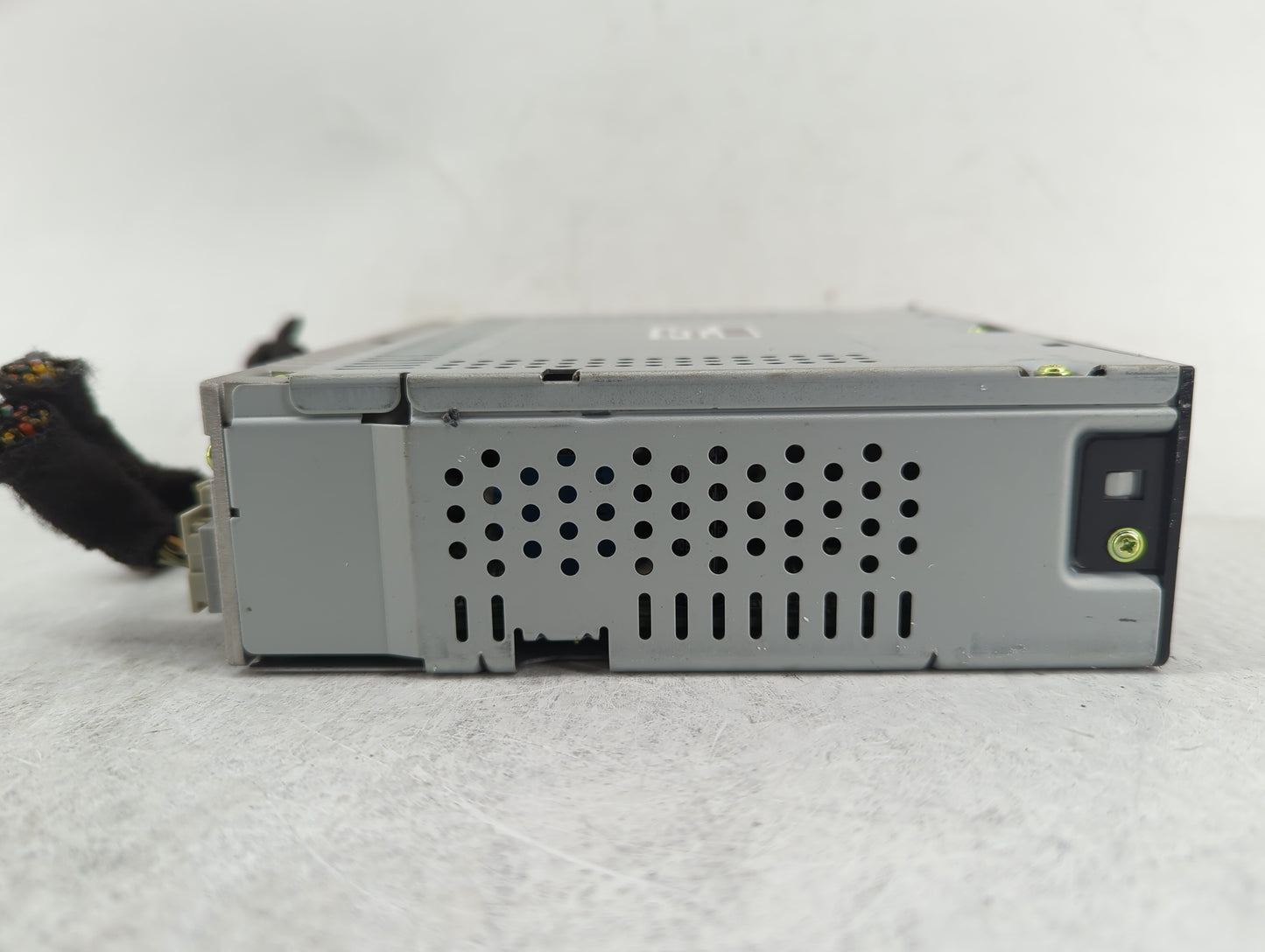2018 Chevrolet Silverado 1500 Radio AM FM Cd Player Receiver Replacement P/N:42554616 Fits Fits 2019 2020 2021 OEM Used Auto