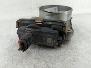 2014-2022 Chevrolet Silverado 1500 Throttle Body P/N:12678224 Fits Fits 2014 2015 2016 2017 2018 2019 2020 2021 2022 OEM Used Auto Parts