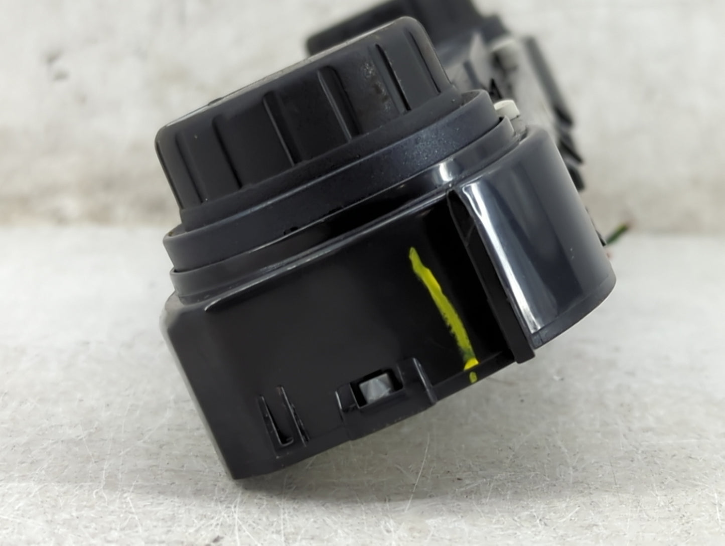 2014-2019 Chevrolet Silverado 1500 Climate Control Module Temperature AC/Heater Replacement P/N:84164475 Fits OEM Used Auto