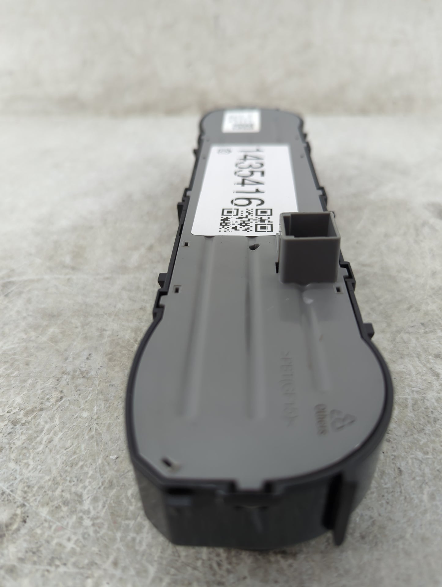 2017-2018 Chevrolet Silverado 1500 Climate Control Module Temperature AC/Heater Replacement P/N:84258726 815372982 Fits OEM