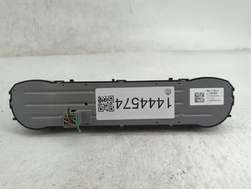 2018 Chevrolet Silverado 1500 Climate Control Module Temperature AC/Heater Replacement P/N:84199202 815372982 Fits OEM Used Auto Parts