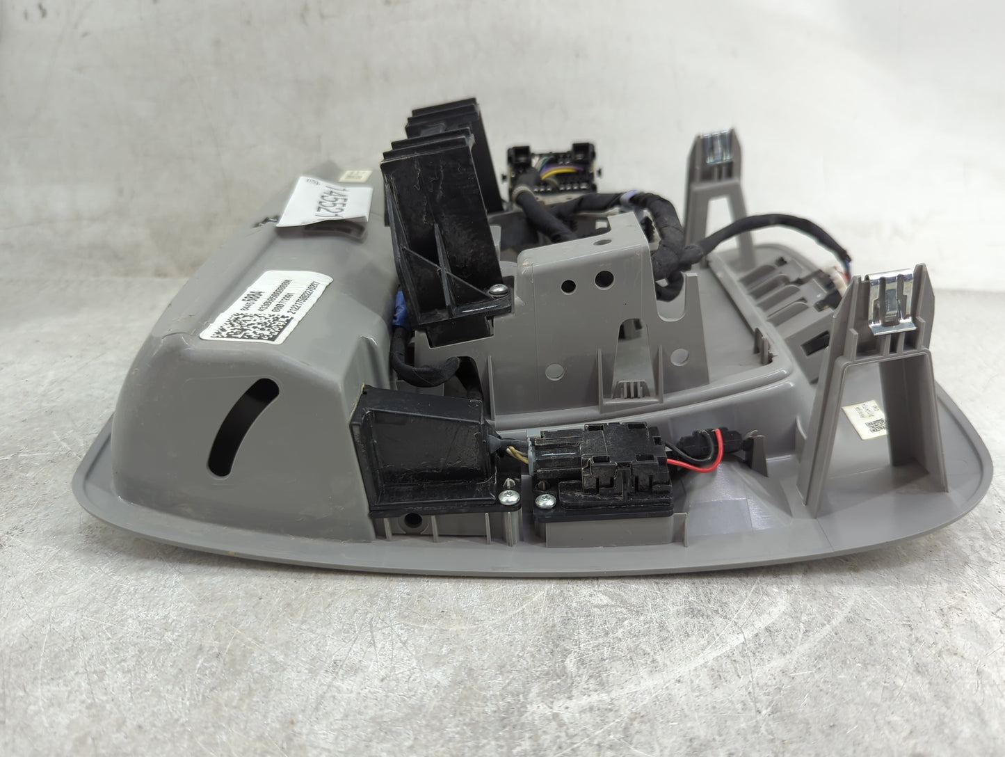 2018 Chevrolet Silverado 1500 Overhead Roof Console - Oemusedautoparts1.com