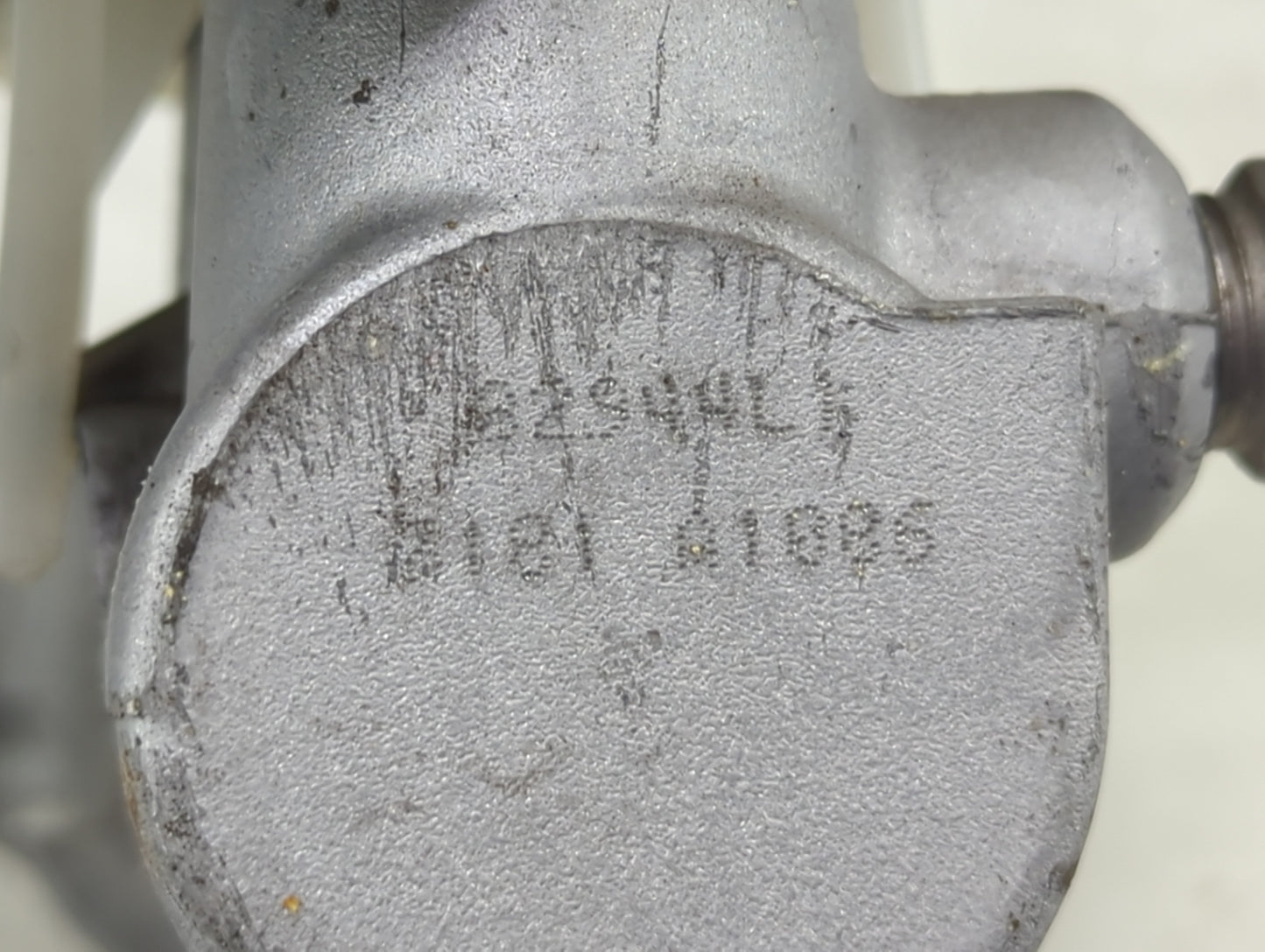 2014-2019 Chevrolet Silverado 1500 Brake Master Cylinder 1490067 - Oemusedautoparts1.com