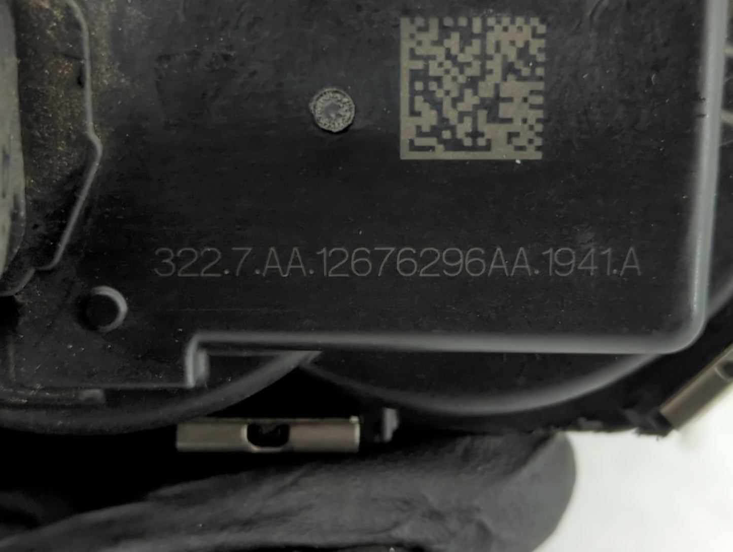 2016-2021 Chevrolet Silverado 1500 Throttle Body P/N:12646296AA Fits Fits 2016 2017 2018 2019 2020 2021 OEM Used Auto Parts