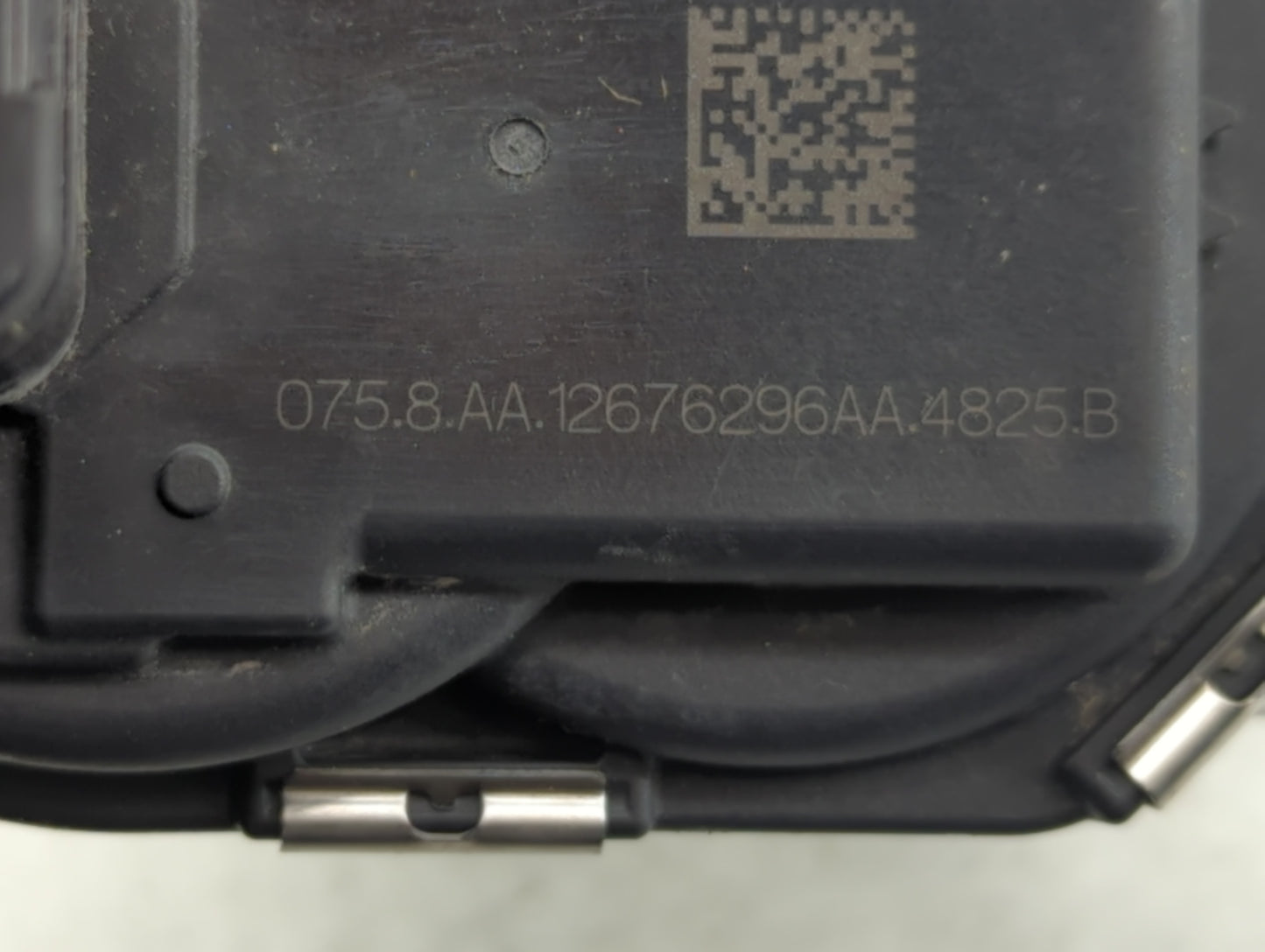 2016-2021 Chevrolet Silverado 1500 Throttle Body P/N:12676296AA Fits Fits 2016 2017 2018 2019 2020 2021 OEM Used Auto Parts