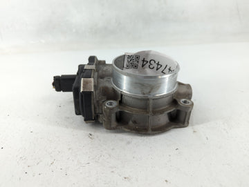 2016-2021 Chevrolet Silverado 1500 Throttle Body P/N:12676296AA Fits Fits 2016 2017 2018 2019 2020 2021 OEM Used Auto Parts