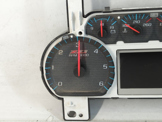 2018-2019 Chevrolet Silverado 1500 Instrument Cluster Speedometer Gauges P/N:84390804 Fits Fits 2018 2019 2020 OEM Used Auto Parts