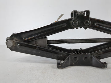 2018 Chevrolet Sonic Spare Scissor Car Jack 1120597