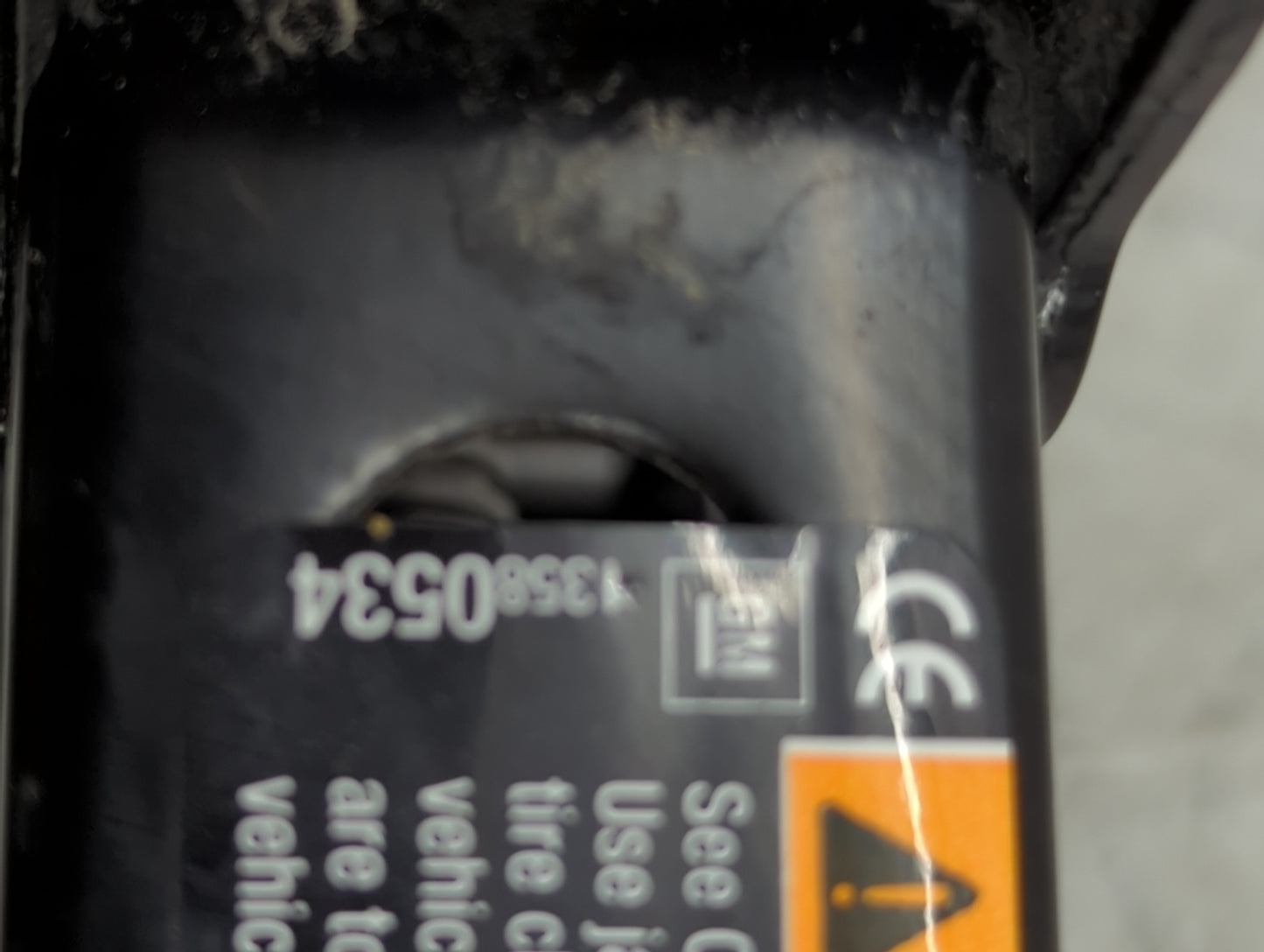 2018 Chevrolet Sonic Spare Scissor Car Jack 1431737 - Oemusedautoparts1.com