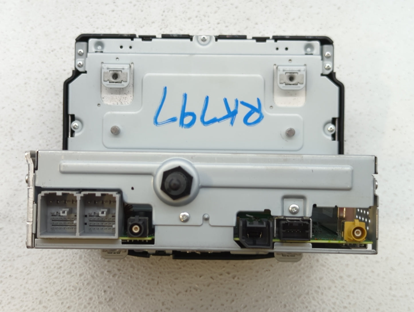 2018-2018 Chevrolet Sonic Am Fm Cd Player Radio Receiver - Oemusedautoparts1.com