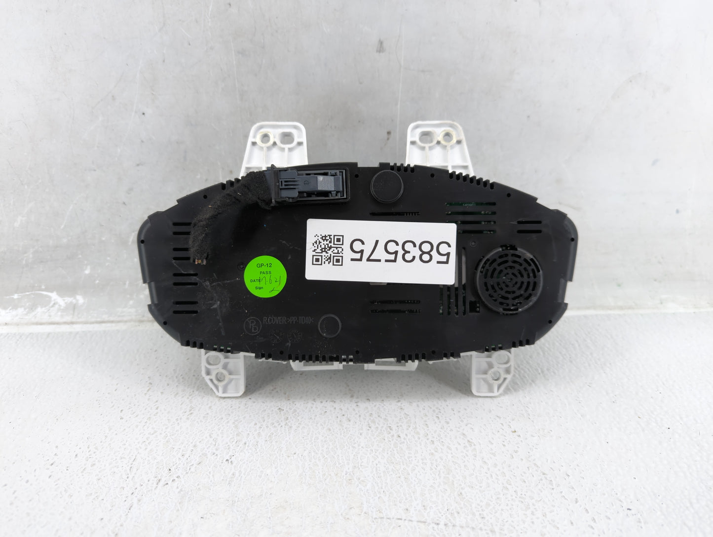 2017-2019 Chevrolet Sonic Instrument Cluster Speedometer Gauges P/N:42693977 42574339, 42527220, 42650672 Fits Fits 2017 201