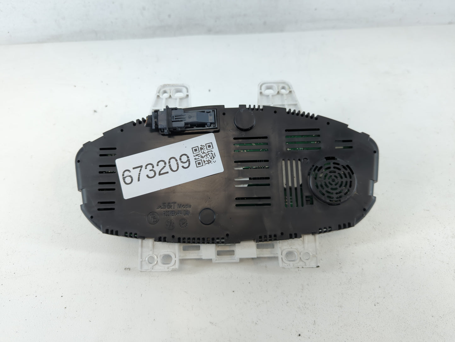 2016-2018 Chevrolet Spark Instrument Cluster Speedometer Gauges P/N:42592716 Fits Fits 2016 2017 2018 OEM Used Auto Parts -
