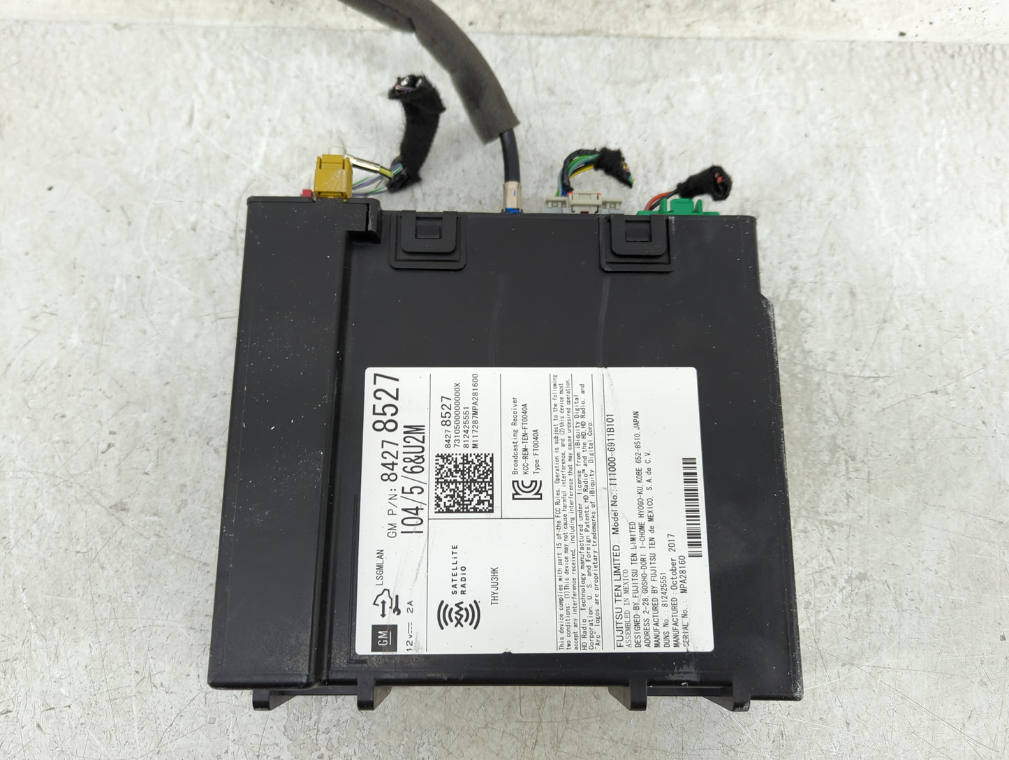 2018 Chevrolet Suburban 1500 Radio AM FM Cd Player Receiver Replacement P/N:84278527 Fits Fits 2017 2019 OEM Used Auto Parts