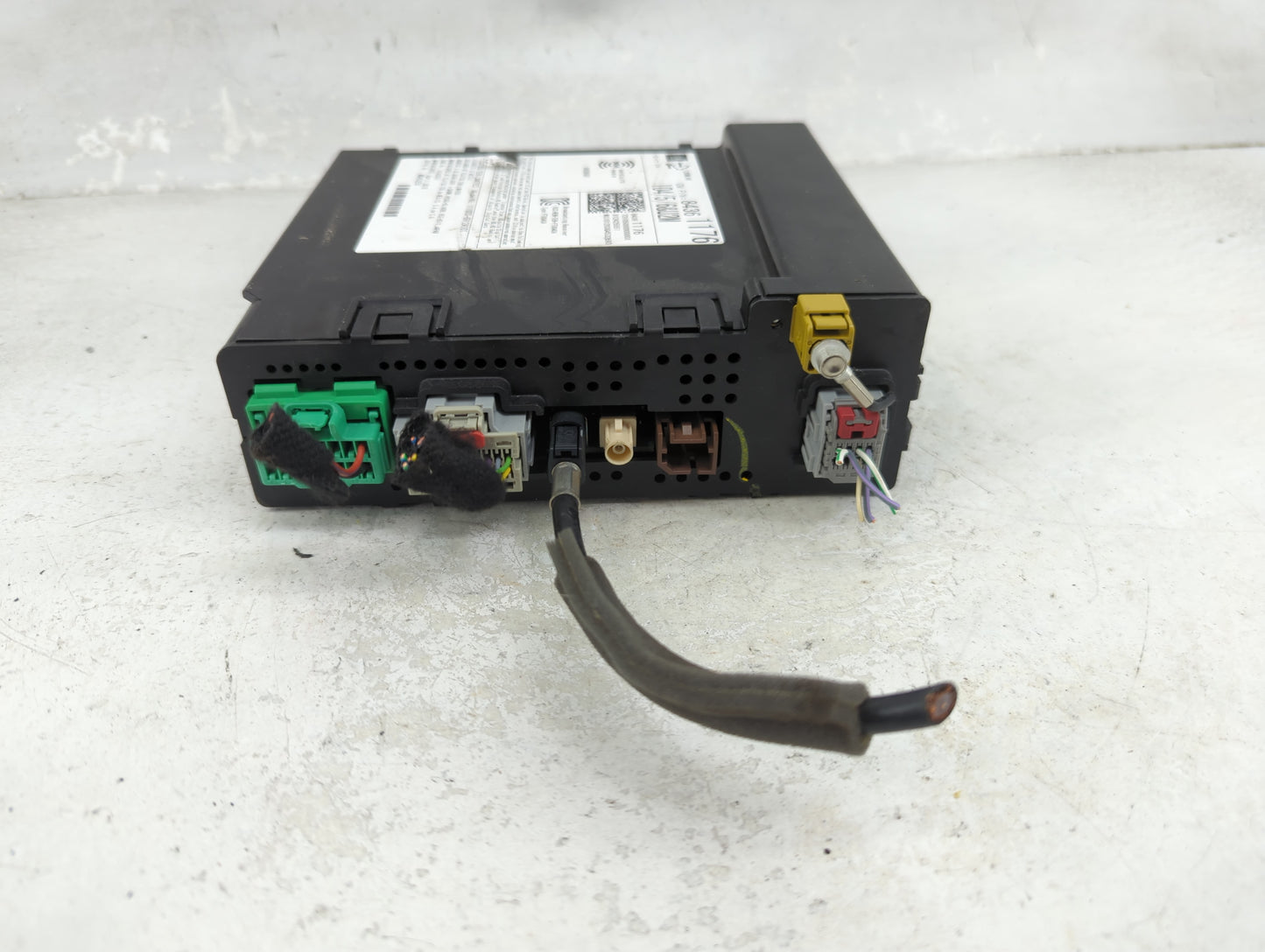 2018 Chevrolet Suburban 1500 Radio AM FM Cd Player Receiver Replacement P/N:84361176 FT0040A Fits Fits 2017 2019 OEM Used Au