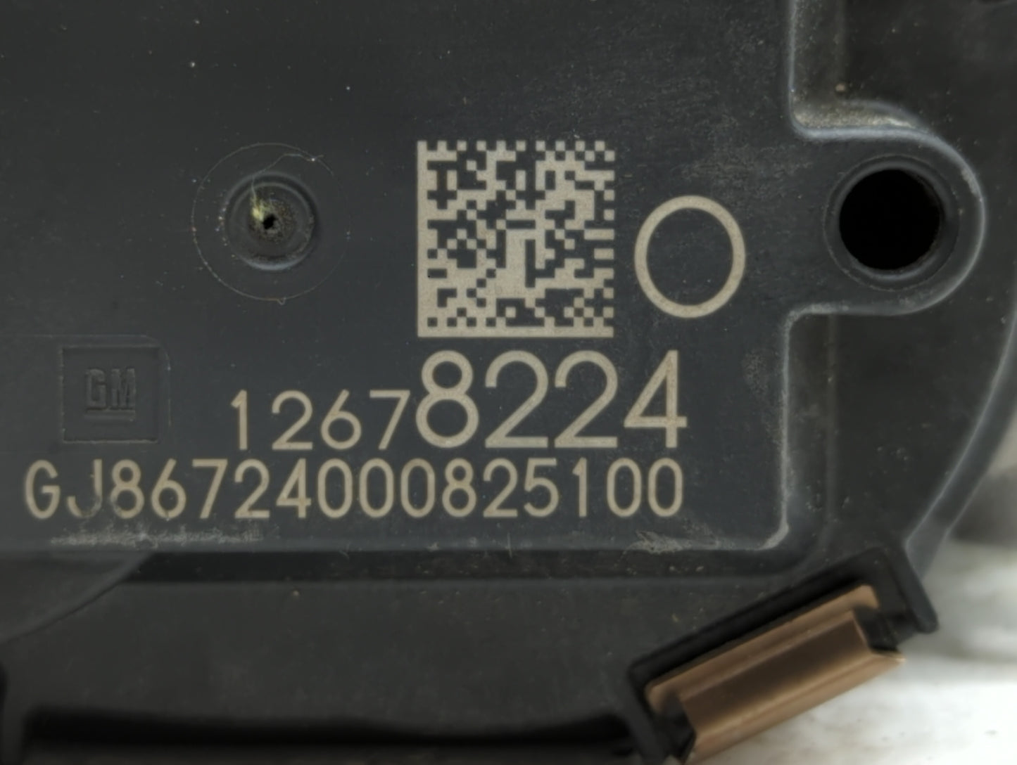 2015-2018 Chevrolet Tahoe Throttle Body P/N:12678224 12617792 Fits Fits 2014 2015 2016 2017 2018 2019 OEM Used Auto Parts -