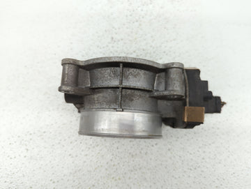 2015-2018 Chevrolet Tahoe Throttle Body P/N:12678224 12617792 Fits Fits 2014 2015 2016 2017 2018 2019 OEM Used Auto Parts