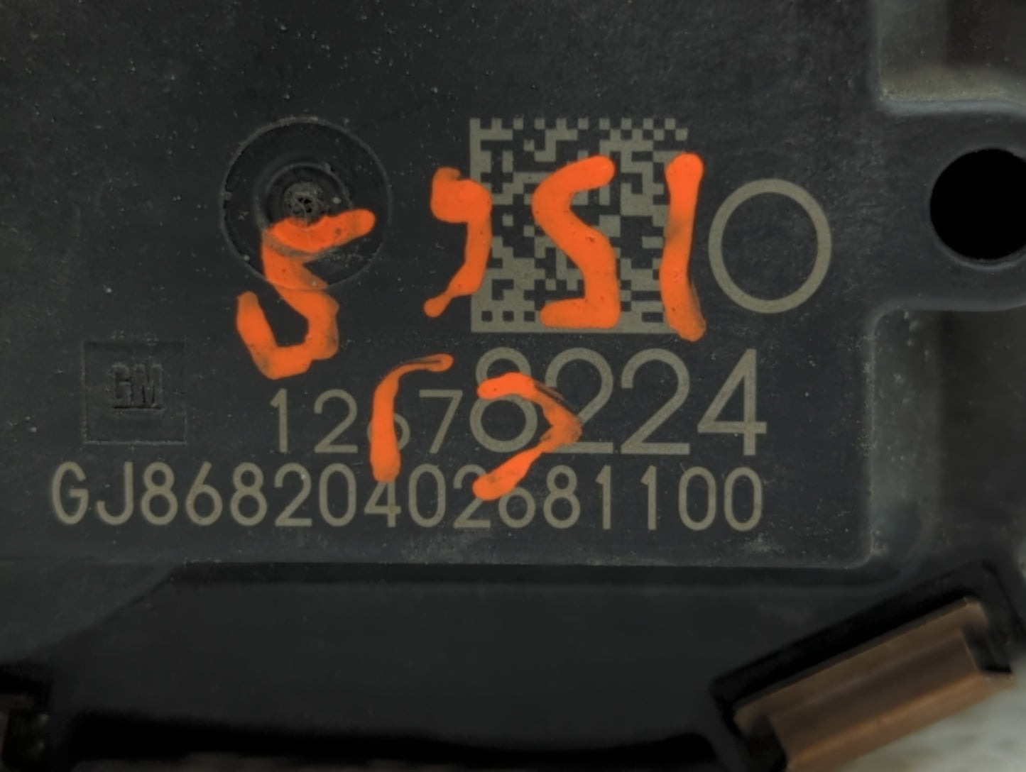 2015-2018 Chevrolet Tahoe Throttle Body P/N:12678224 12617792 Fits Fits 2014 2015 2016 2017 2018 2019 OEM Used Auto Parts -