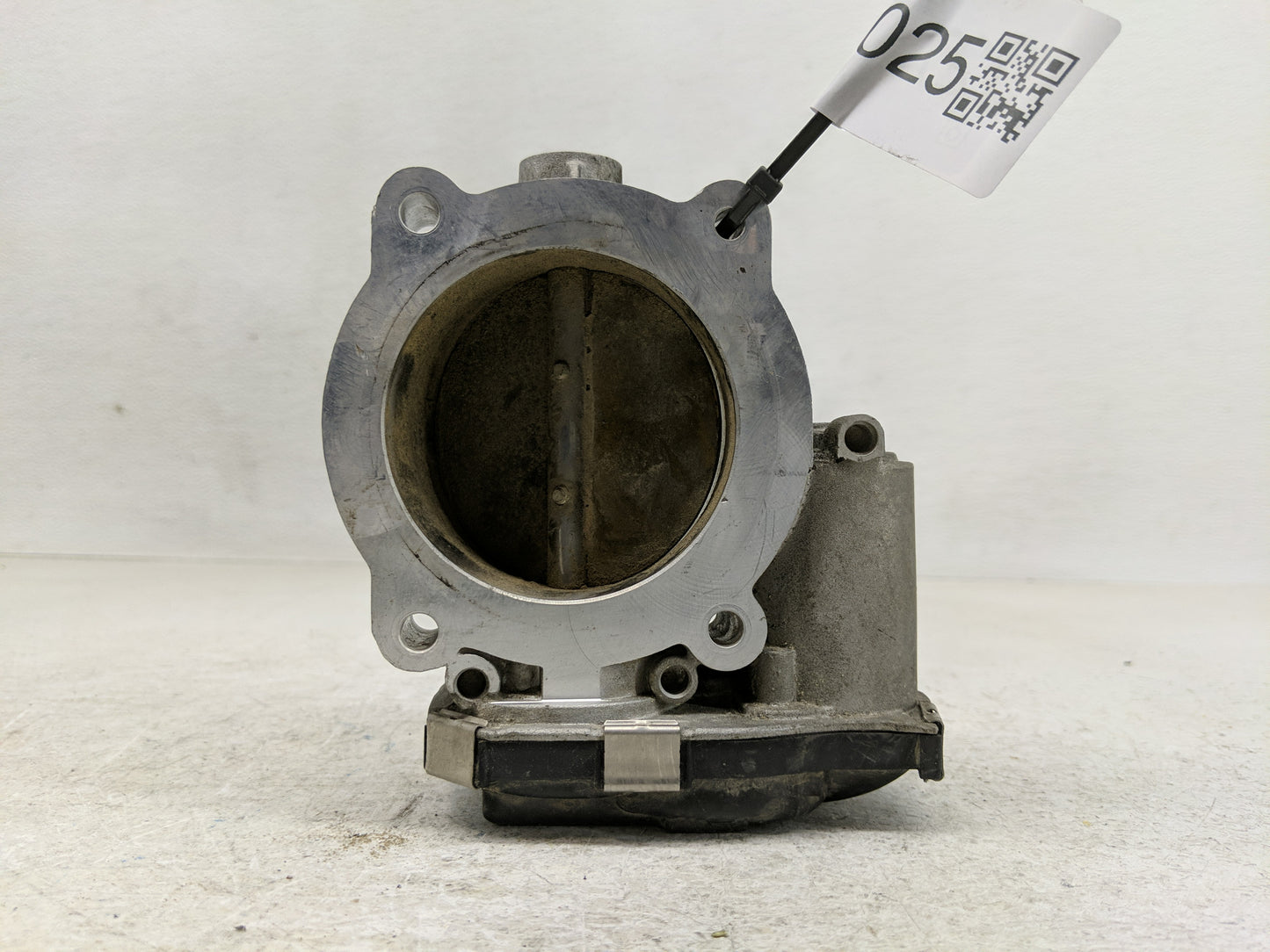 2017-2022 Chevrolet Traverse Throttle Body Fits Fits 2012 2013 2014 2015 2016 2017 2018 2019 2020 2021 2022 OEM Used Auto Pa