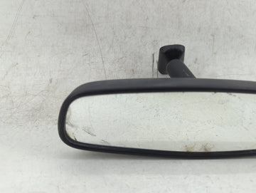 2018 Chevrolet Traverse Interior Rear View Mirror Replacement OEM P/N:A048070 Fits Fits 2017 2019 2020 OEM Used Auto Parts