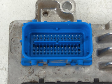 2017-2021 Chevrolet Trax PCM Engine Control Computer ECU ECM PCU OEM P/N:12685776 Fits Fits 2017 2018 2019 2020 2021 OEM Used Auto Parts