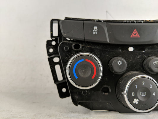 2017-2021 Chevrolet Trax Climate Control Module Temperature AC/Heater Replacement P/N:42521436 Fits Fits 2017 2018 2019 2020 2021 OEM Used Auto Parts