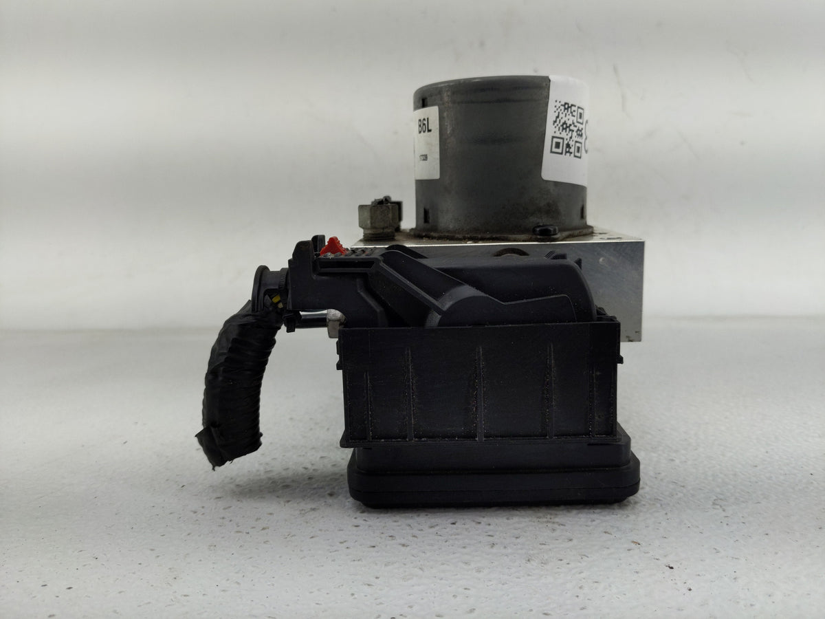 2017-2021 Chevrolet Trax Anti-Lock Brake ABS Pump Module Actuator OEM P/N:42643519 Fits Fits 2017 2018 2019 2020 2021 OEM Us