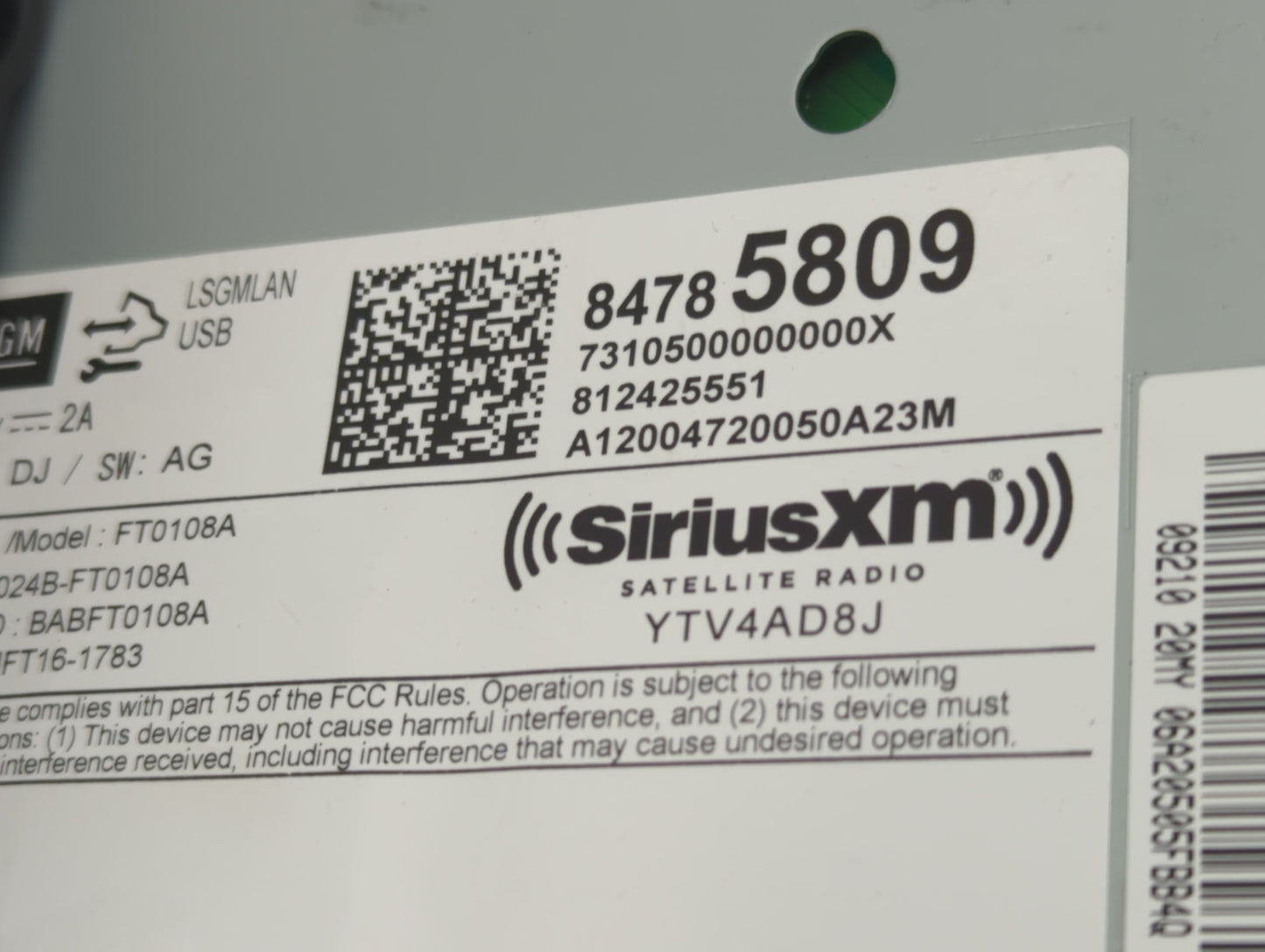 2017-2020 Chevrolet Trax Radio AM FM Cd Player Receiver Replacement P/N:812425551 84785809, 84388577 Fits Fits 2017 2018 201