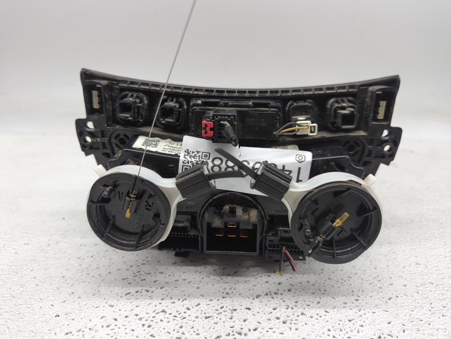2017-2021 Chevrolet Trax Climate Control Module Temperature AC/Heater Replacement P/N:42521436 Fits Fits 2017 2018 2019 2020
